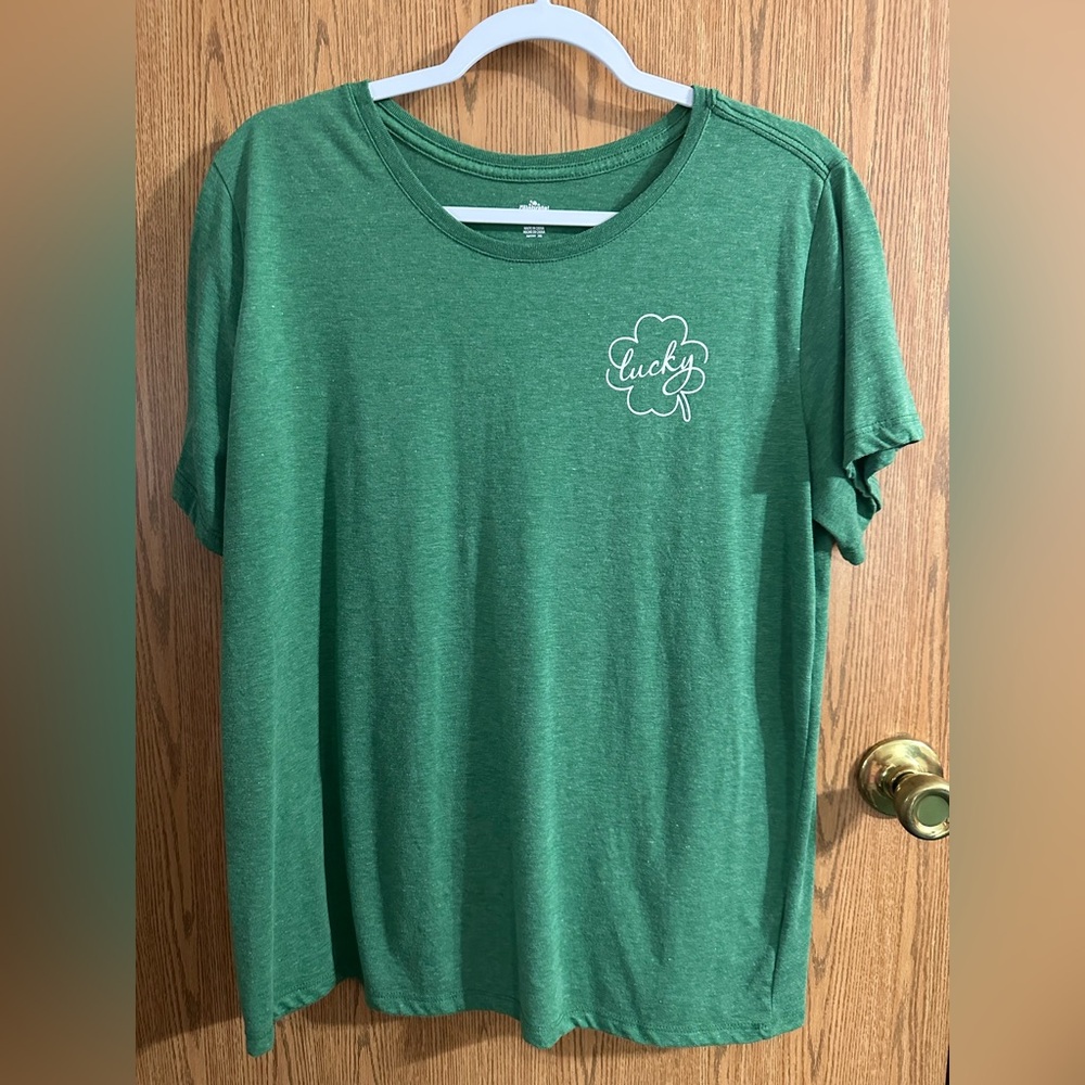 Way to Celebrate! Green Lucky Clover T-Shirt